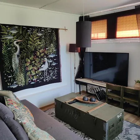 Apartment Pieni Talo Torniossa *