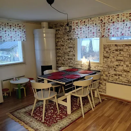 Apartment Pieni Talo Torniossa *